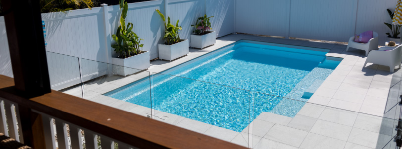 7-mistakes-to-stop-making-with-your-poolside-styling-blogimage1