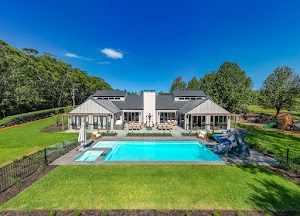 Barrier Reef Pools Pty Ltd place picture