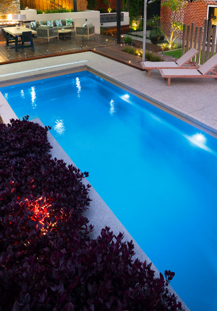 best-lights-for-your-fibreglass-pool-blogimage2-m