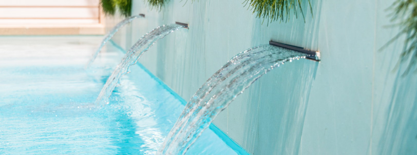 how-to-improve-your-pool-with-water-features-blogimage2