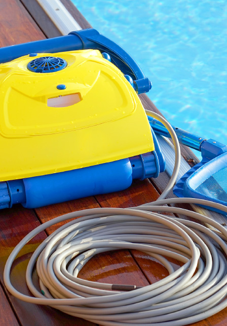 maintaining-your-pool-skimmer-blogimage1-m