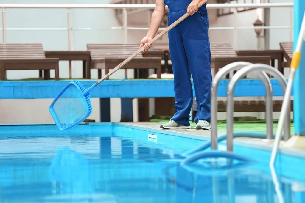 pool-cleaning